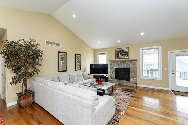 1664 Century Valley Rd Ne, House other with 4 bedrooms, 3 bathrooms and null parking in Rochester MN | Image 7