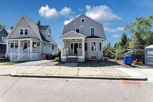 40 Doncaster St, Boston, MA, 02131-4610 | Card Image
