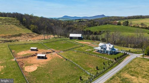 374 Finley Rd, RAPHINE, VA, 24472-2210 | Card Image