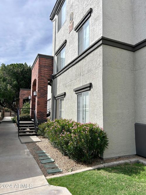 327-3302 N 7th St, Phoenix, AZ, 85014-5445 | Card Image