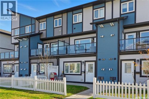 258-250 Akhtar Bend, Saskatoon, SK, S7W0W4 | Card Image