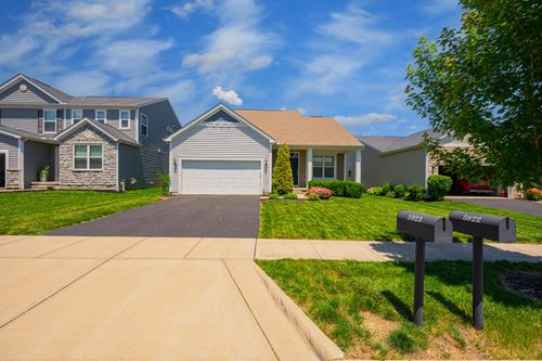 5922 Ballydugan Dr, Galloway, OH, 43119-9181 | Card Image