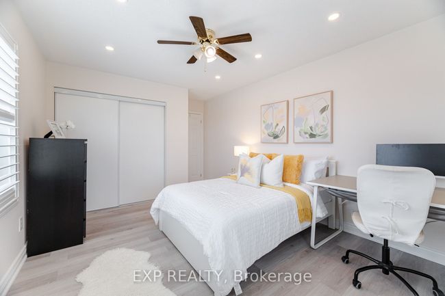 810 Cousens Terr, House other with 5 bedrooms, 3 bathrooms and 2 parking in Milton ON | Image 40