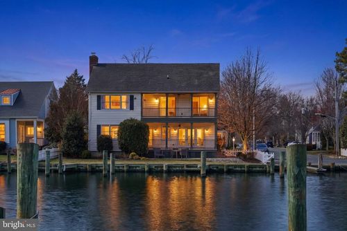 222 E Chestnut St, SAINT MICHAELS, MD, 21663 | Card Image