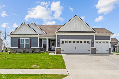 19405 Titus Dr, Westfield, IN, 46062-0023 | Card Image