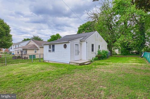 7922 W End Dr, ORCHARD BEACH, MD, 21226-2043 | Card Image