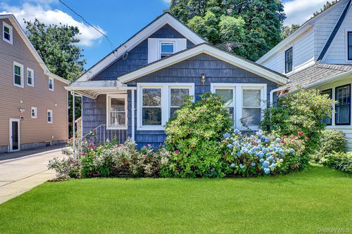 100 Irving Avenue, Hempstead, NY, 11001 | Card Image