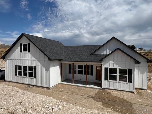 1164 Smith Dr, Vale, OR, 97918-5187 | Card Image