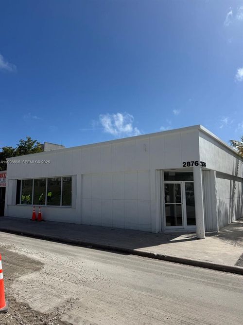 2876 E Oakland Park Blvd, Fort Lauderdale, FL, 33306-1814 | Card Image