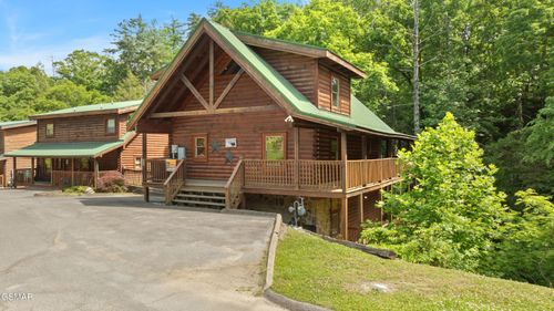 543 Blackberry Ridge Way, Pigeon Forge, TN, 37863 | Card Image