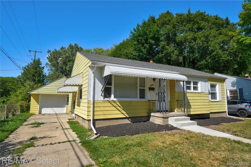 1920 Greenbrook Ln, Flint, MI, 48507-2347 | Card Image