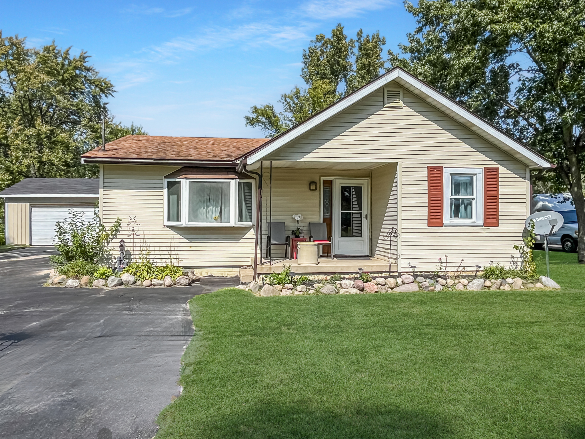 Burns St, Mount Morris, MI 48458