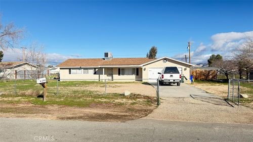 22854 Eyota Rd, Apple Valley, CA, 92308-6604 | Card Image