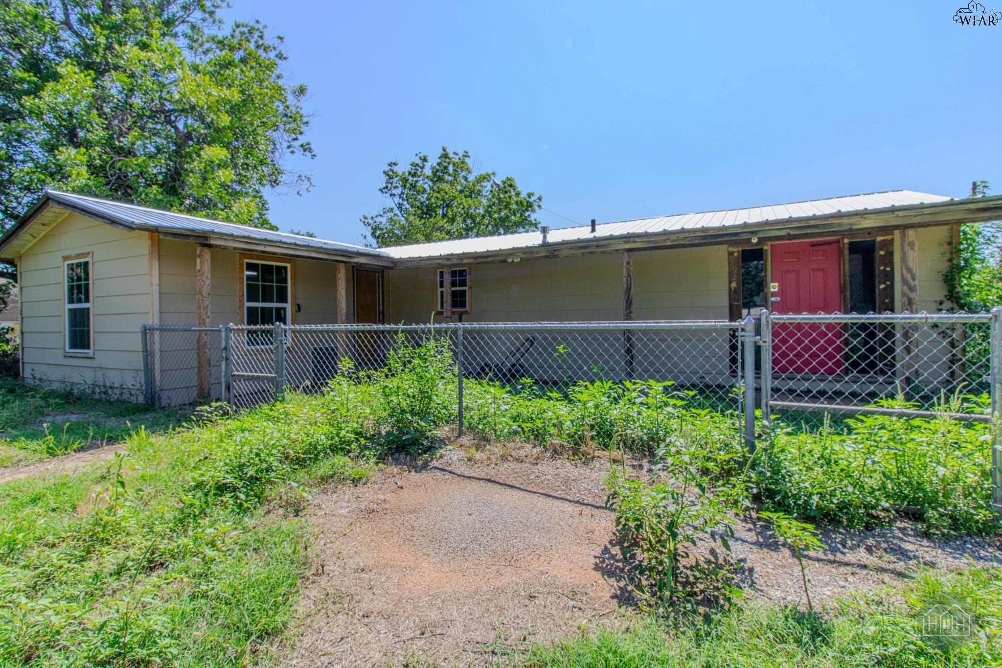 Residential in Vernon 5