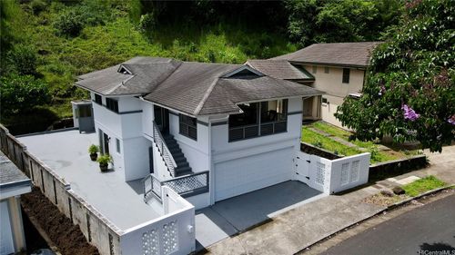 240 Puiwa Rd, Honolulu, HI, 96817-1104 | Card Image