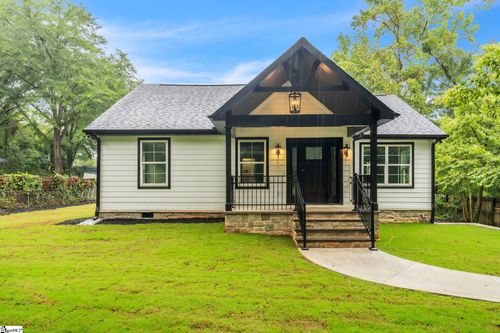 12 Old Grove Rd, Greenville, SC, 29605-4769 | Card Image