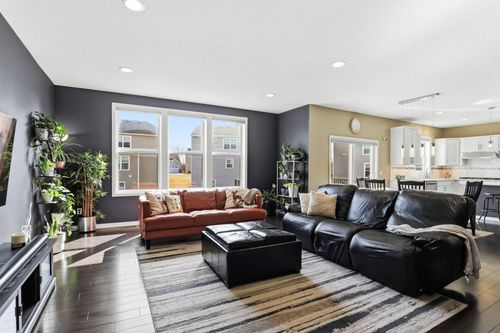 671 Devine Dr, New Brighton, MN, 55112-2313 | Card Image