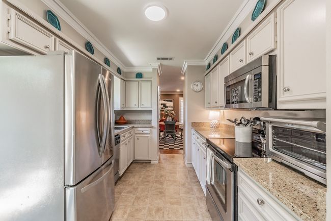 1214 Belle Pl, Home with 3 bedrooms, 3 bathrooms and null parking in Fort Worth TX | Image 7