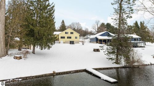 2515 Rushton Rd, Central Lake, MI, 49622-9687 | Card Image