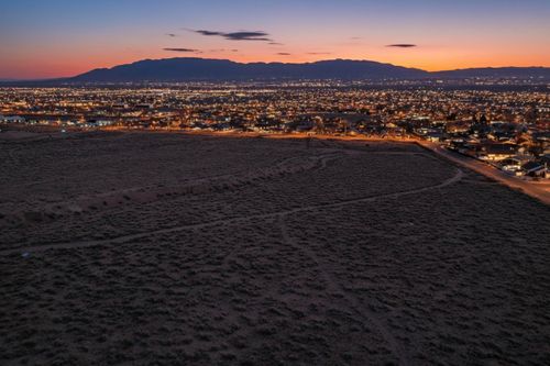 10350 Sunset Gardens Rd Sw, Albuquerque, NM, 87121 | Card Image