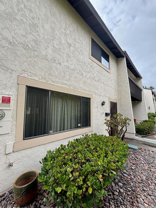 3522 Fairlomas Rd, National City, CA, 91950-8216 | Card Image