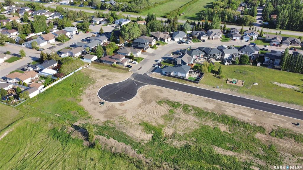 Land in Pilot Butte 2