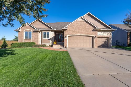 10307 W Westlakes Ct, Wichita, KS, 67205-5218 | Card Image