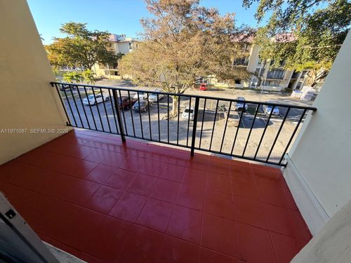 apt-310b-11925 Ne 2nd Ave, Miami, FL, 33161-6119 | Card Image