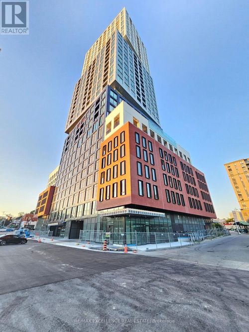 2803-39 Mary St, Barrie, ON, L4N1S9 | Card Image