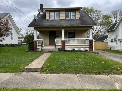 3441 Stratmore Avenue, House other with 2 bedrooms, 1 bathrooms and null parking in Youngstown OH | Image 1