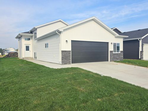 6719 Joseph St, Horace, ND, 58047-3718 | Card Image