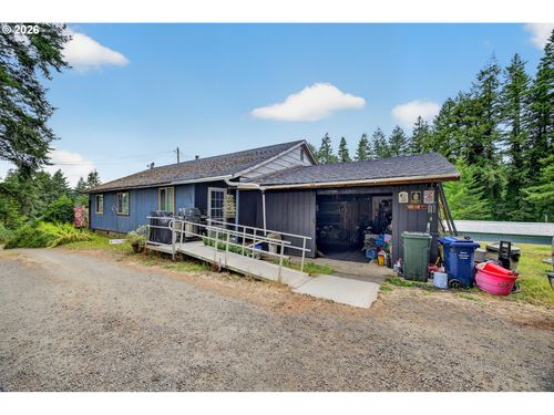 1570 N Irving St, Coquille, OR, 97423-1446 | Card Image