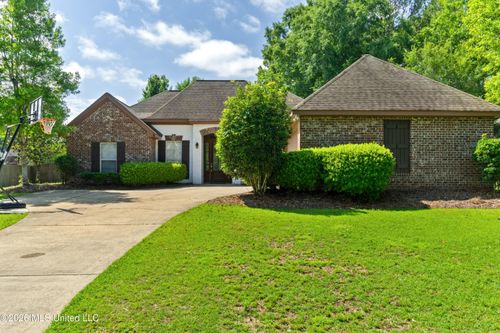 67 Woodside, Hattiesburg, MS, 39402 | Card Image