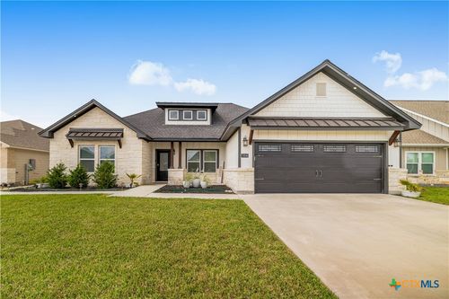 504 Town Hall Ln, Victoria, TX, 77904-4406 | Card Image