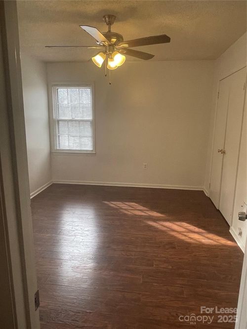 7400 Lea Wood Ln, Charlotte, NC, 28227-1231 | Card Image