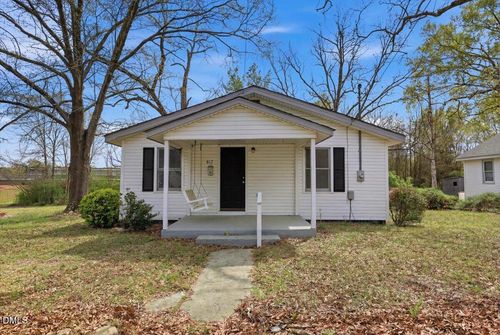 612 N 4th St, Smithfield, NC, 27577-4114 | Card Image