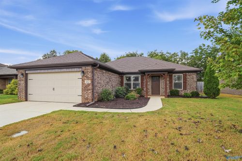 112 Beaver Brook Pl, Toney, AL, 35773-5503 | Card Image