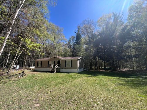 5932 Partridge Ln, Newaygo, MI, 49337-9112 | Card Image