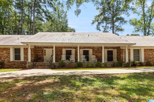 2305 Wildwood Dr, Jasper, AL, 35501-3339 | Card Image