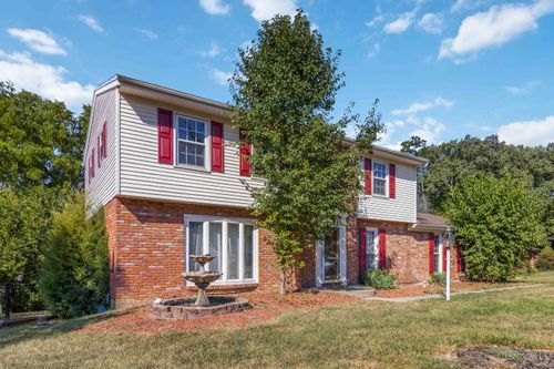 5591 Williamsburg Way, Fairfield, OH, 45014-3852 | Card Image