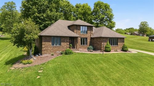 715 Oxbow Rd, Belpre, OH, 45714-8293 | Card Image