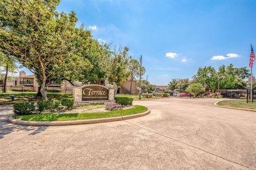 unit-1109-10555 Turtlewood Ct, Houston, TX, 77072-2725 | Card Image