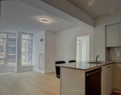302-8 Scollard St, Toronto, ON, M5R1M2 | Card Image