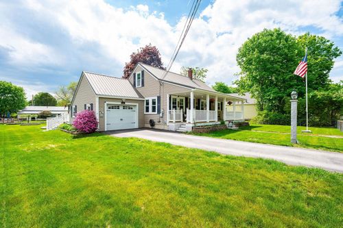 25 Adams Avenue, Rochester, NH, 03867 | Card Image