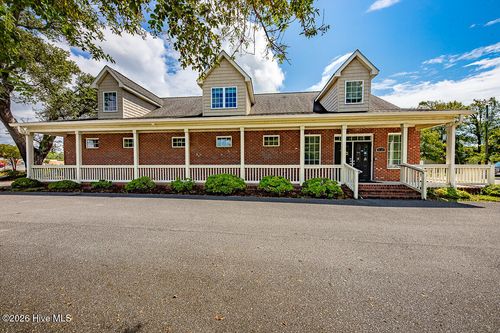 4725 Country Club Rd, Morehead City, NC, 28557-6218 | Card Image