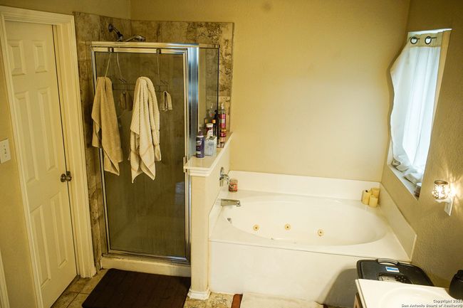 9614 Ed Wiseman Trl, House other with 3 bedrooms, 3 bathrooms and null parking in San Antonio TX | Image 28
