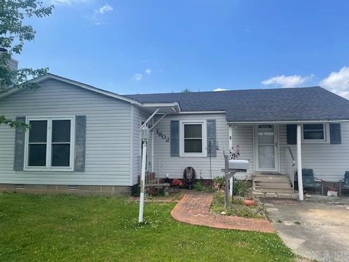 1902 S Spring St, Stuttgart, AR, 72160-6625 | Card Image
