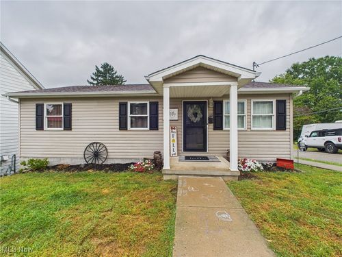 143 Cherry St, Barnesville, OH, 43713-1207 | Card Image