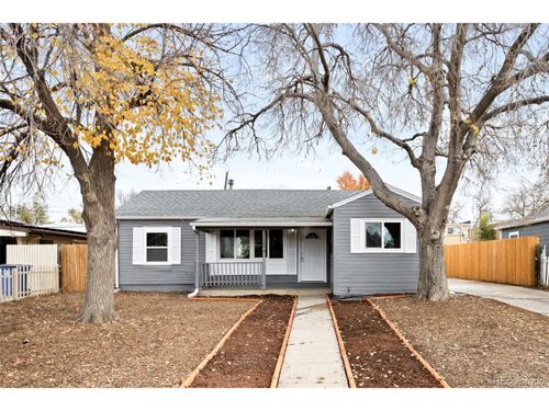 1940 Chester St, Aurora, CO, 80010-1918 | Card Image