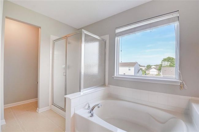 12832 Broncos Dr, House other with 3 bedrooms, 3 bathrooms and null parking in Fishers IN | Image 25